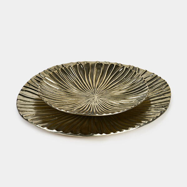 Pleats Platters - Image 2